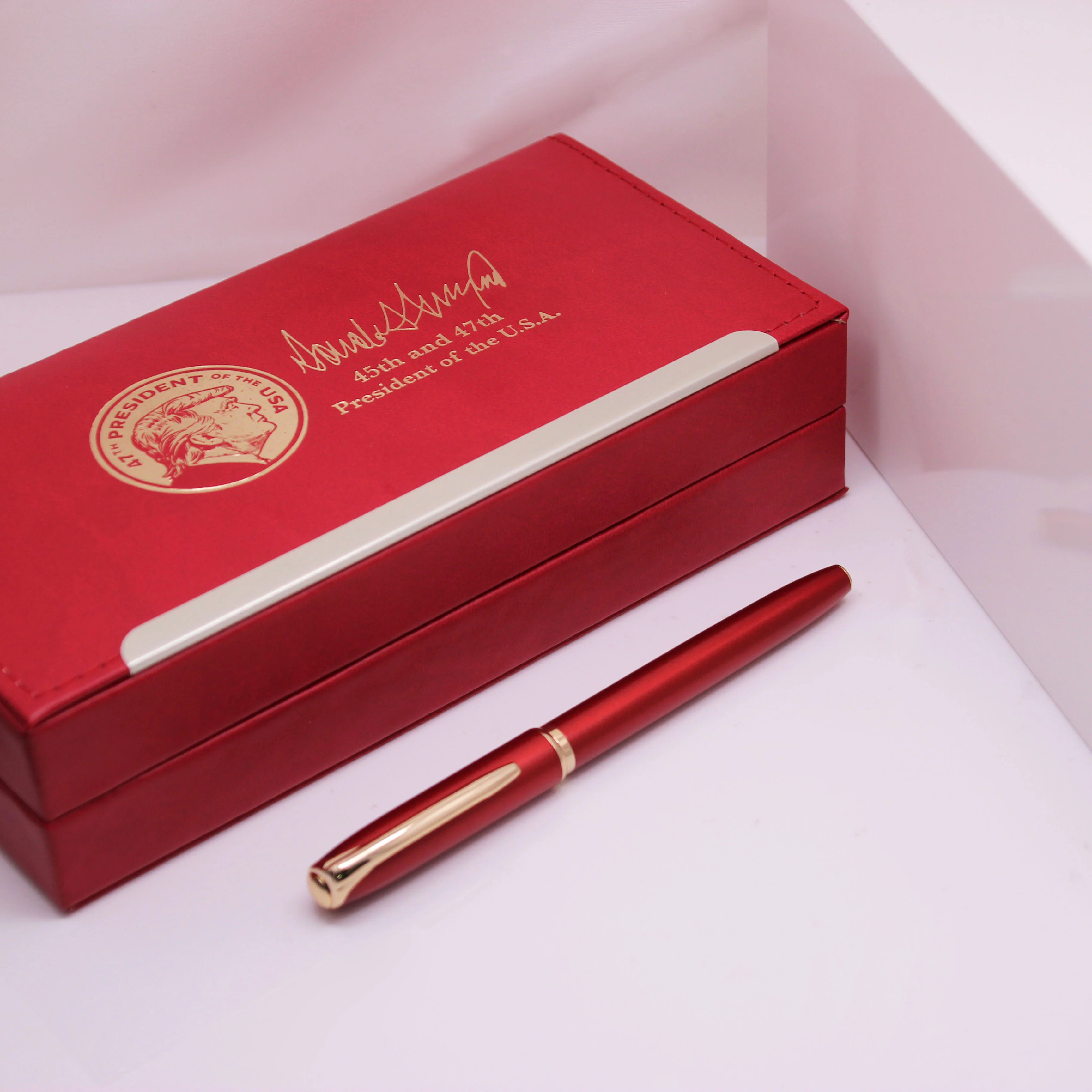 President Trump 2nd Term Executive Order Pen - Image 3