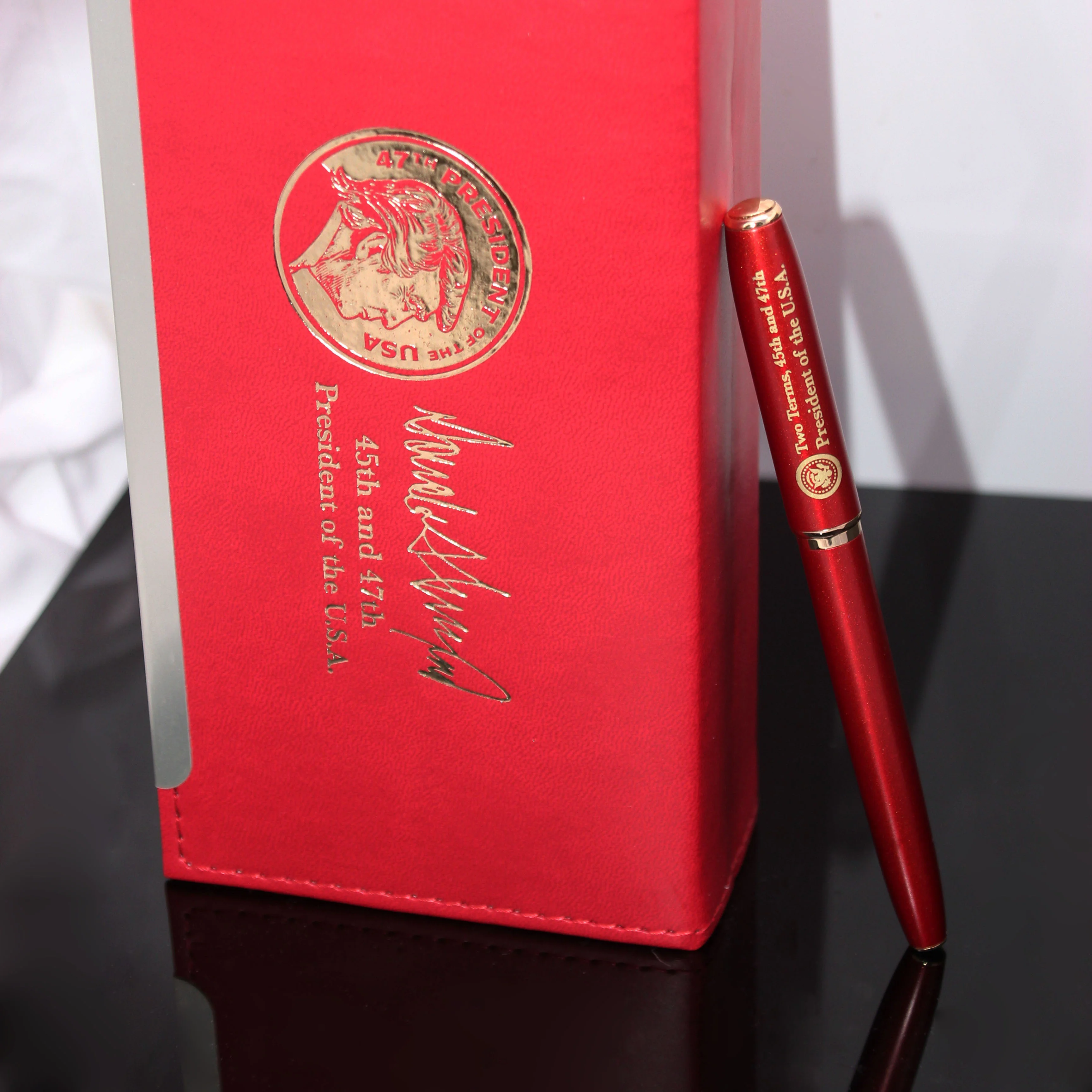 President Trump 2nd Term Executive Order Pen - Image 9